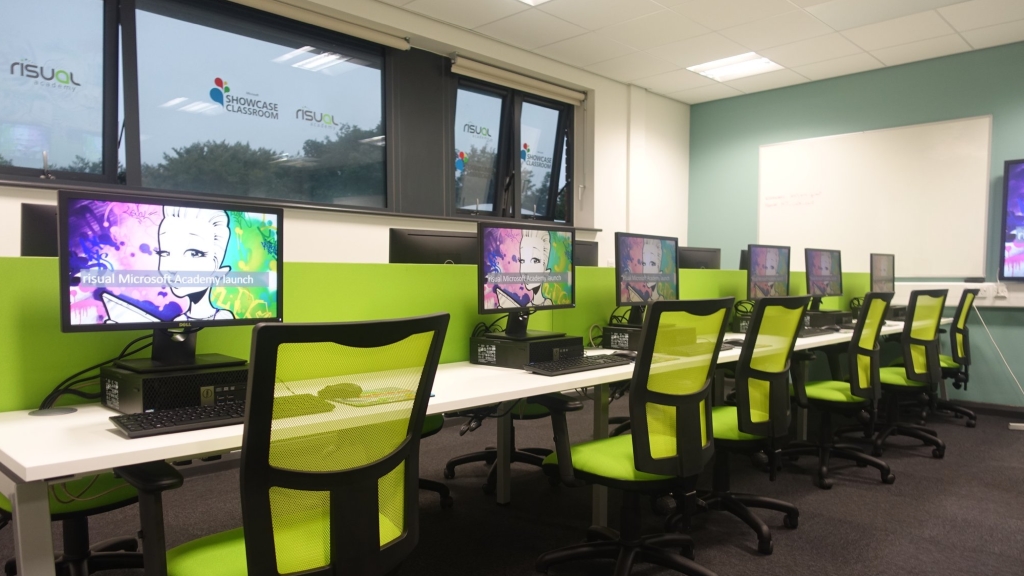 AccRoss College - Risual Academy